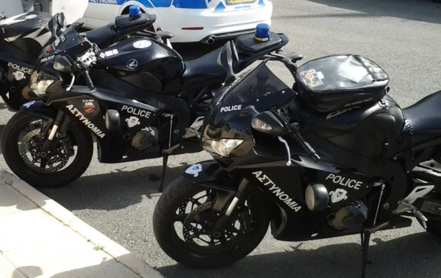 Cyprus Police - Honda Fireblade Motorcycle E.O.MO (HQ Rapid Response Unit)