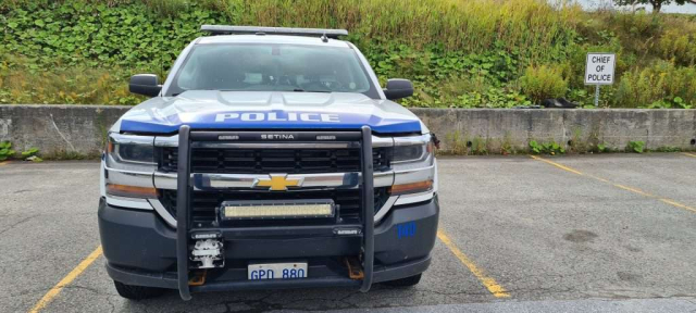 Royal Newfoundland Constabulary (Corner Brook) - Chrysler Twin Cab