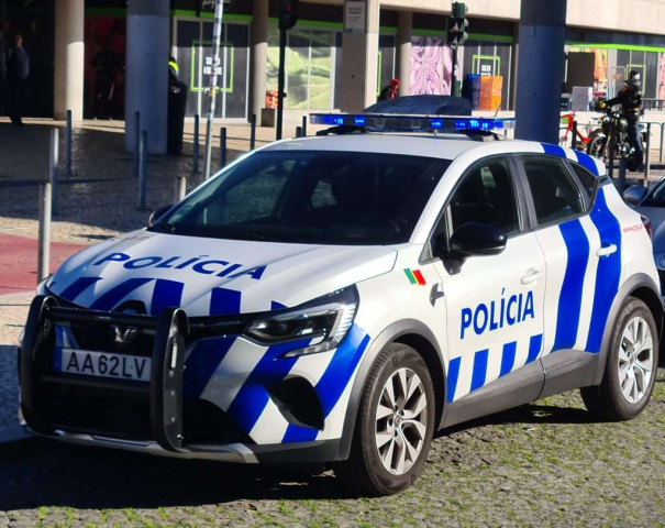 Portugal Public Security Police Renault Capture