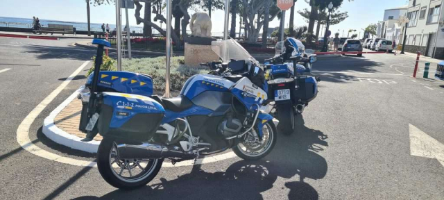 Local Police Arrecife, Lanzarote BMW 1250 RT motorcycle