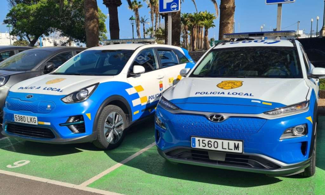 Local Police Arrecife, Lanzarote KIA and Hyundai electric patrol cars