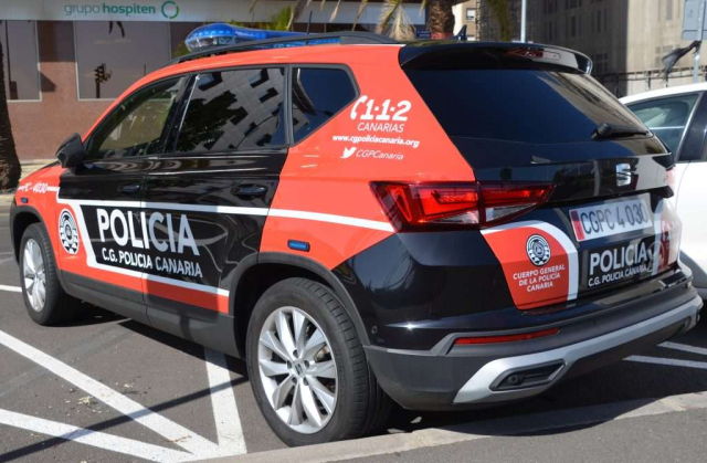 General Corps of the Canary Islands Police (CGPC) Seat SUV patrol car