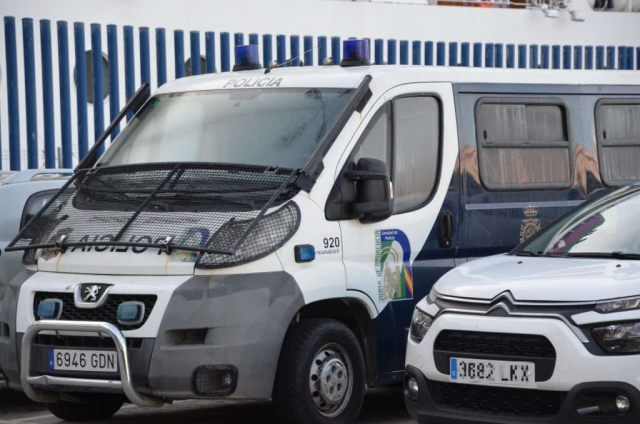 Police - Andalucia Board Police Unit - Peugeot Riot Van