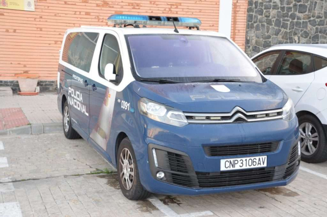 National Police (Cadiz Port) Frontier Dept. Citroen carrier