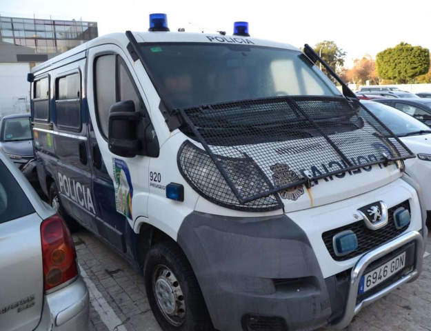 Police - Andalucia Board Police Unit - Peugeot Riot Van