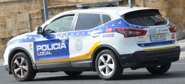 Local Police Cadiz Nissan Qashqai