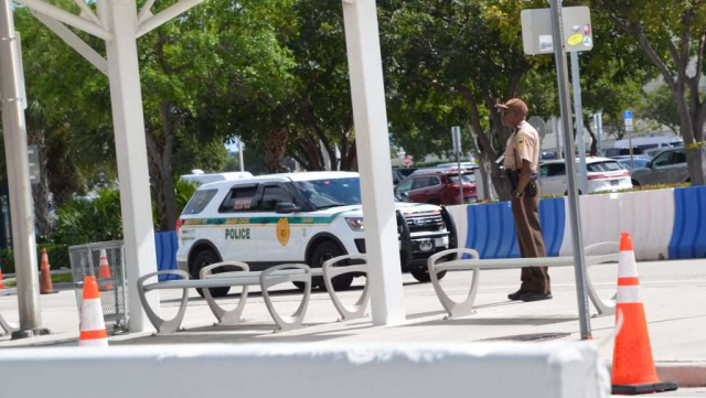 Miami-Dade Police Ford SUV Dog Unit– Florida USA